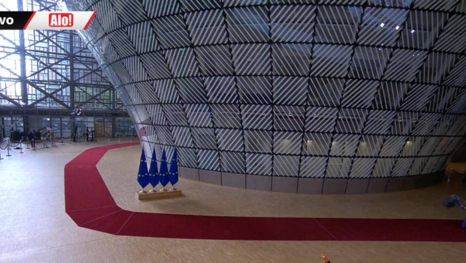 BEOGRAD I PRIŠTINA POSTIGLI DOGOVOR