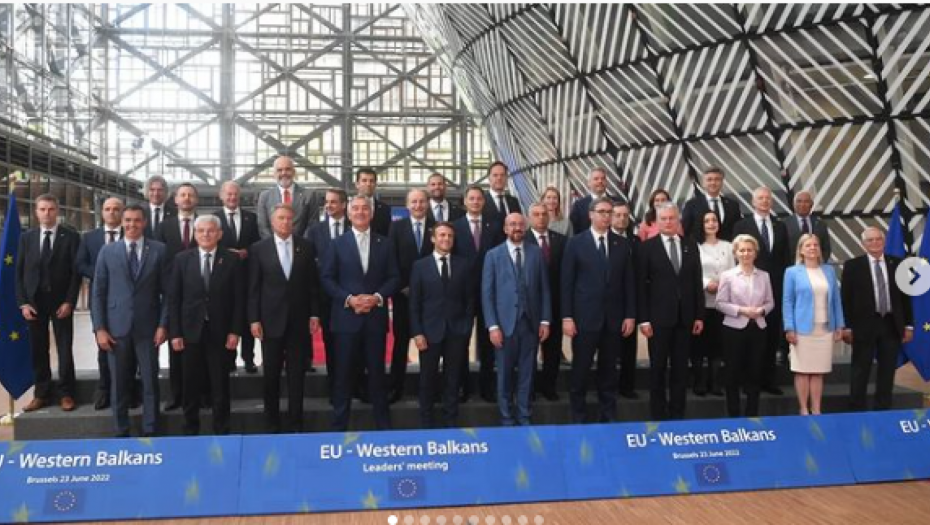 VERUJEM U EVROPSKU BUDUĆNOST SRBIJE Vučić poslao jasnu poruku iz Brisela