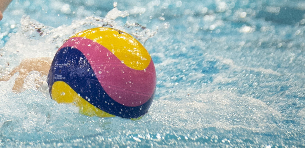 LEN I FINA IMAJU NULTU TOLERANCIJU NA UDARANJE Disciplinske sudije suspendovale Italijana, a drakonska kazna izrečena hrvatskom beku