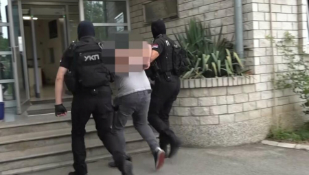 HAOS U GROCKOJ Pucao u dvorištu bivše žene, pretio samoubistvom, ekspresno uhapšen