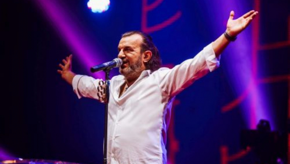 ACA LUKAS I FOLK HAUS BEND U PREPUNOJ ŠTARK ARENI Ekskluzivno na Hajp televiziji pogledajte spektakularni koncert