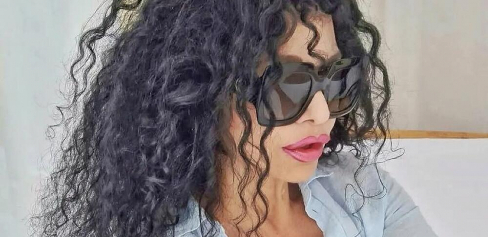 LIDIJA VUKIĆEVIĆ ŽESTOKO OPLELA PO ESTRADI! "Ja sam školovana žena, neću da se stavljam u isti koš sa njima"