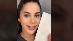 TRAŽITE LI SAVRŠEN PUDER ZA LETO? Ova devojka je otkrila genijalan trik pomoću kog će biti postojan tokom celog dana!