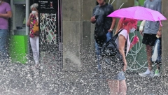 NA SNAZI ŽUTI METEOALARM Očekuju nas pljuskovi sa grmljavinom, ovim delovima zemlje prete vremenske nepogode