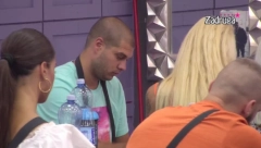 VEZA SA ALEKS JE BUDALAŠTINA Brutalne prozivke na račun Dejana Dragojevića i Nikolićeve, upletena i ova zadrugarka, haos tek sledi