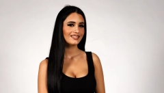 PEVAČICA POKAZALA TELO U OGLEDALU Skinula se Zvezda Granda, pa pokazala obline, usijala društvene mreže (FOTO)