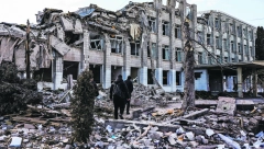 ČEČENI I MILICIJA LNR UŠLI U SEVERNO PREDGRAĐE LISIČANSKA Nakon žestokih uličnih borbi usledio je upad