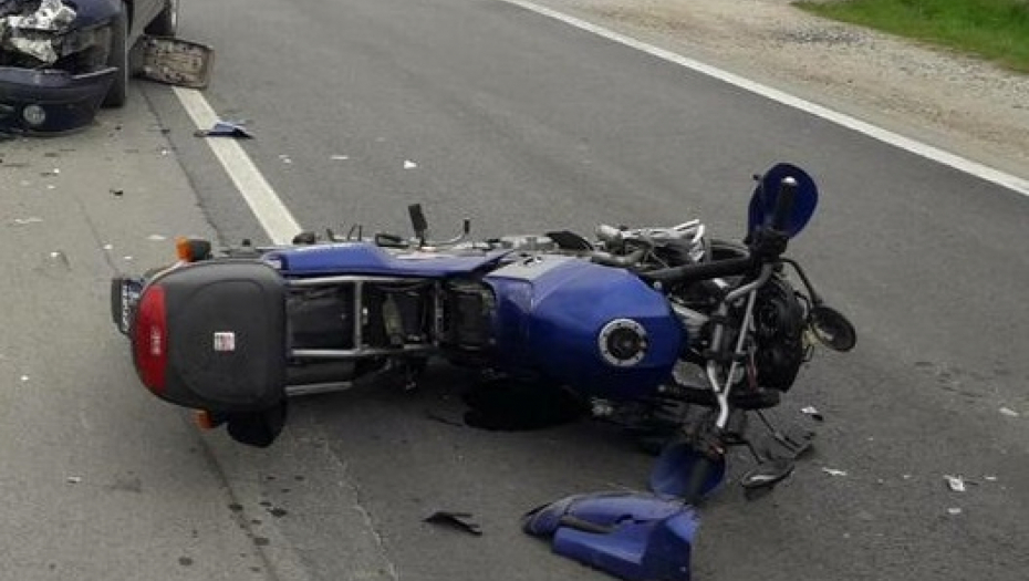 DETE (12) MOTOROM POKOSILO TROJE MALIŠANA Užasavajuća nesreća kod Požarevca