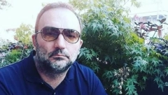 SAMO DA OKRENE TELEFON I PITA... Srpski voditelj se ne miri sa gubitkom supruge, objavio fotografije i sve rasplakao potresnom porukom (FOTO)