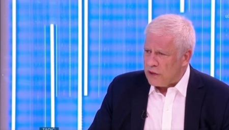 TADIĆ SE UPLEO KAO PILE U KUČINE Prvo je lagao za posetu Jasenovcu, a onda je uhvaćen u još jednoj laži (FOTO)