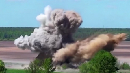 AMERIKA ŠALJE ROBOTE NA UKRAJINSKI FRONT Stiže odgovor na rusko oružje budućnosti, ovo je rat 21. veka (VIDEO)