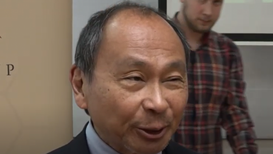 ČOVEK KOJI JE PUTINU PREDVIĐAO PORAZ Čuvenom američkom politikologu i sociologu Fukujami zabranjen ulazak u Rusiju!