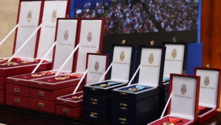 SVE JE SPREMNO ZA CEREMONIJU Predsednik Vučić uručuje vidovdanska odlikovanja (FOTO)