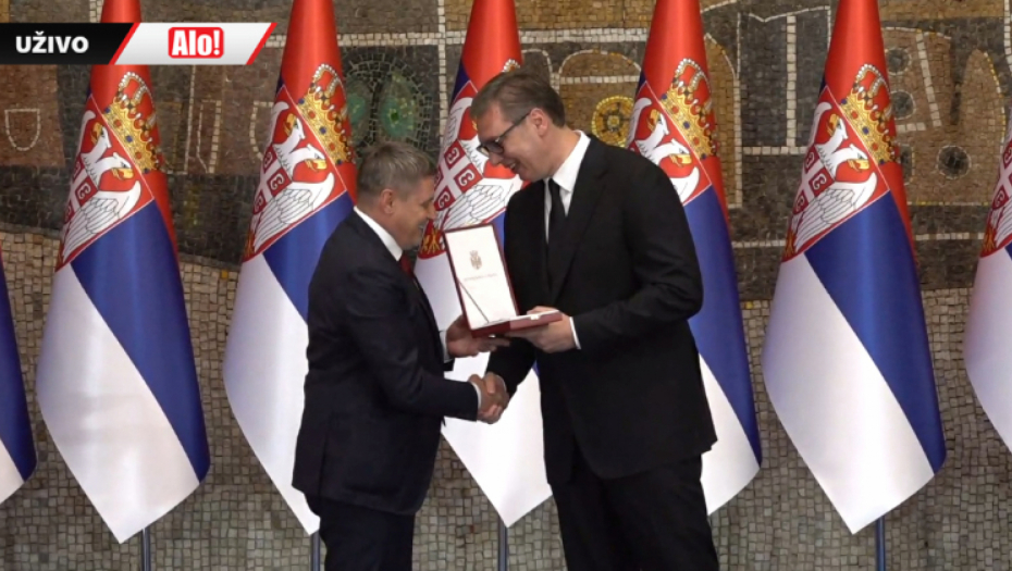 PREDSEDNIK ODLIKOVAO SELEKTORE Pešić i Piksi dobili vidovdanska priznanja