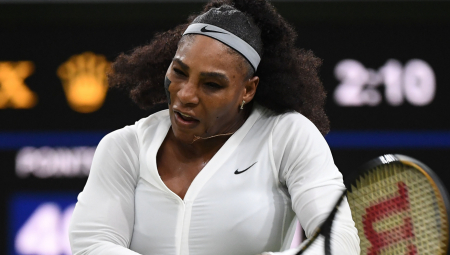 VREME JE ZA PENZIJU? Serena razbijena, nije uzela ni gem u drugom setu