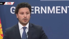 DEMOKRATSKI FRONT POSLAO PORUKU DRITANU Prvo Temeljni ugovor, a onda će Skupština CG doći do većine od dve trećine poslanika