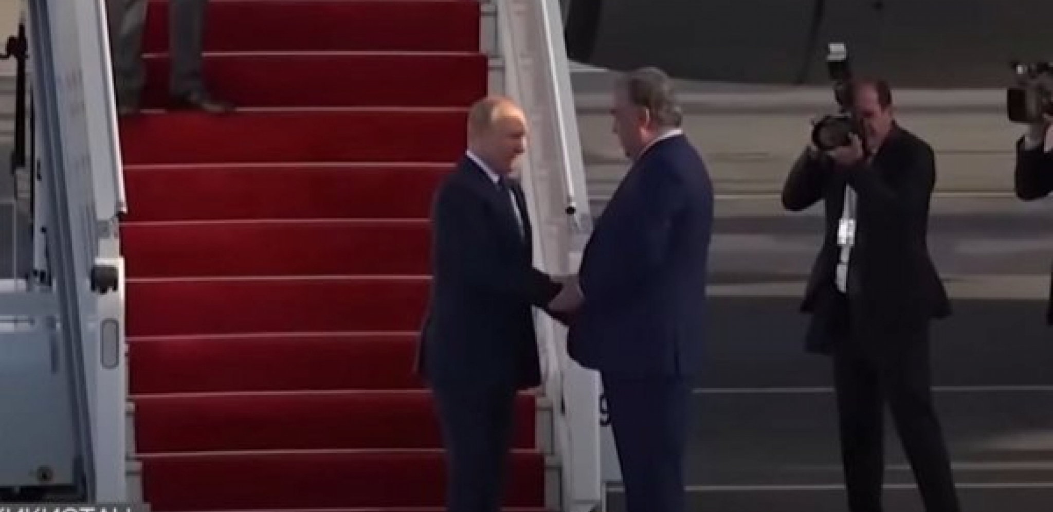 PUTIN NAPUSTIO RUSIJU PRVI PUT OD POČETKA RATA Ruski predsednik doputovao na važan forum (VIDEO)