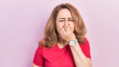 SIMPTOM KANCERA KOJI MOŽETE NAMIRISATI Ako ovo osetite, vreme je da posetite lekara!