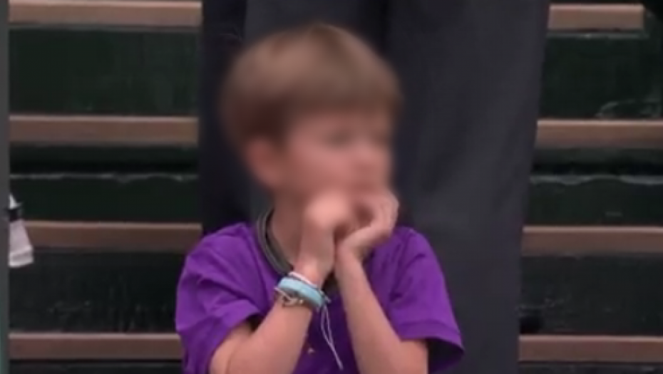 NOLETOVA NAJVEĆA PODRŠKA Stefan bodri svog tatu u pohodu na treće kolo Vimbldona (VIDEO)