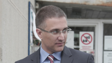 NEMA SE, MOŽE SE... MINISTAR ŽIVI KAO NAJVEĆI TAJKUN Javnost šokirana fotografijama raskošne vile Nebojše Stefanovića (FOTO)