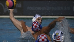 SO NA ŽIVU RANU Hrvati likuju posle pobede nad Srbijom