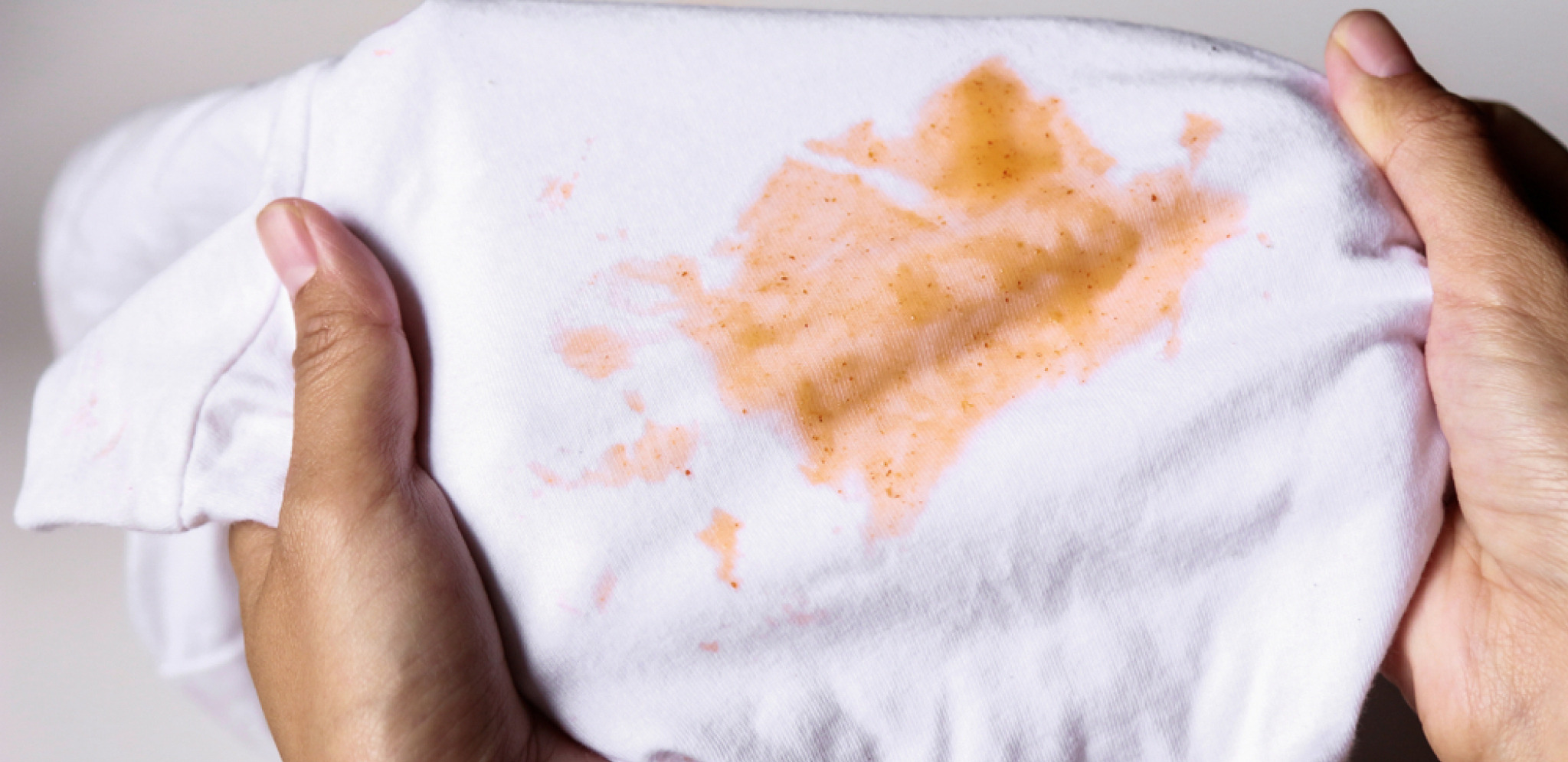 EKSPERT ZA ČIŠĆENJE OTKRIVA TAJNU  Evo kako da uklonite tvrdoglave fleke uz samo dva sastojka!