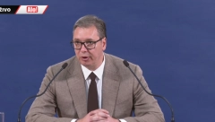 VUČIĆ SASUO ISTINU U OČI Oni su silni, bahati i arogantni zato što mi nemamo nuklearno oružje i naftu, ali narod to više neće da trpi