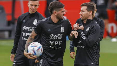 PROPUŠTA MUNDIJAL ZBOG PRELJUBE? Argentinac prevario ženu, spavao sa poznatom pevačicom i upao u ogroman problem