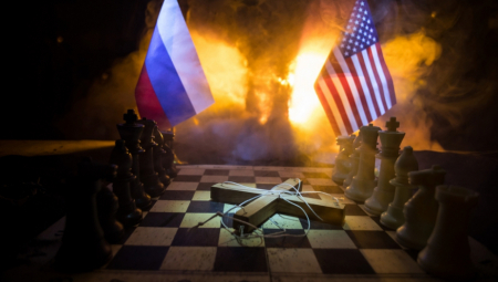 ČAK I PENTAGON SADA UPOZORAVA VAŠINGTON Da bi izbegle Treći svetski rat SAD moraju da urade samo jednu stvar