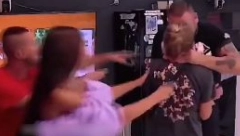 FILIP CAR DAVIO DALILU U PROGRAMU UŽIVO! Horor scene u Zadruzi 5, ščepao je za vrat, jedva je izvukli, pojavio se snimak jezivog nasilja! (VIDEO)