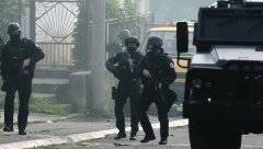 KURTIJEVA BANDITSKA POLICIJA ZATVORILA BRNJAK Blokirali sav saobraćaj u i iz AP Kosovo i Metohija