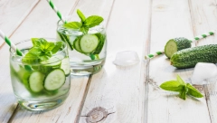 NA DOHVAT RUKE Biljke koje će za tren oka obrisati problem masne kože