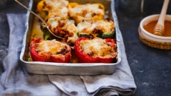 ZAPEČENE PUNJENE PAPRIKE Savršen ručak na lakši i drugačiji način, idealan za one koji nemaju vremena za kuvanje!