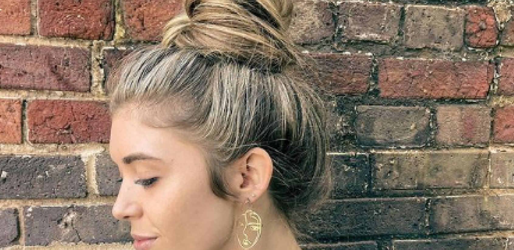 SAMO U PAR KORAKA Napravite ovu preslatku frizuru (VIDEO)