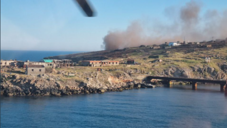 PROCURILE FOTOGRAFIJE EVAKUACIJE SA ZMIJSKOG OSTRVA! Evo kako se povlačila ruska vojska! (FOTO)