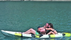 LUKA JAŠE, MATEA SE SKIDA! Zvezde TV serije „Igra sudbine“ očarani neopisivom lepotom severa Crne Gore