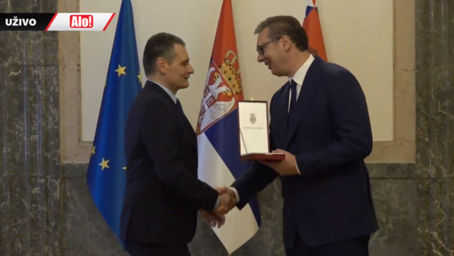VELIKO PRIZNANJE Predsednik Vučić odlikovao Zorana Terzića: Hvala za sve viteške pobede (VIDEO)