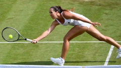 SRPKINJA SE VRATILA NA TEREN Jelena Janković zaigrala na poznatom turniru, pa predala meč