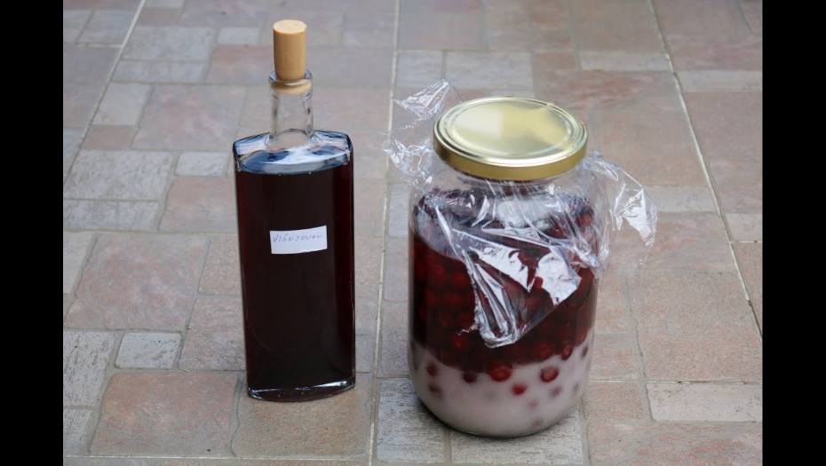 OVAKO SE PRAVI DOMAĆI LIKER OD VIŠNJE Melem za srce i krvne sudove, a deluju kao prirodni aspirin