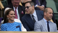 KEJT MIDLTON PONOVO BLISTA U POPULARNOJ HALJINI: Spojila je dva ključna komada koja nikada ne izlaze iz mode