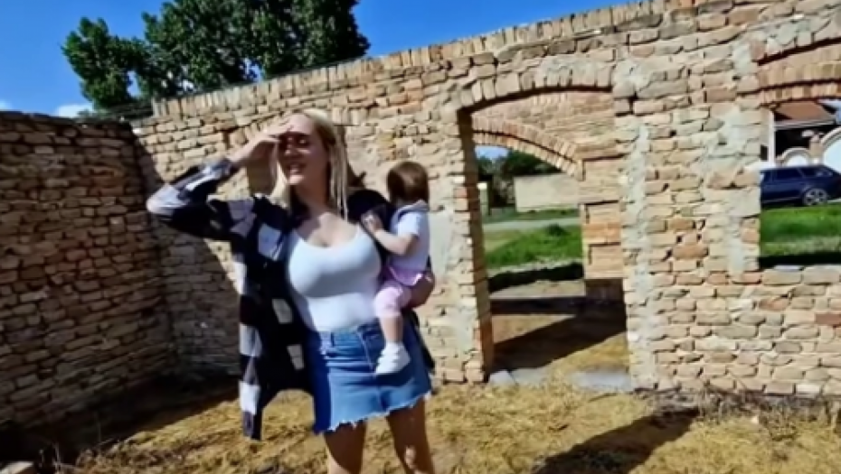 PRAVI RAJ NA SELU Evo kako izgleda vikendica Lune i Marka u Mramorku, a komšinica im je poznata književnica (FOTO)