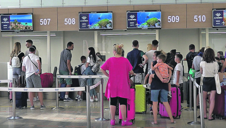 MA, NE PLAŠIM SE JA AJKULA! Odgovor srpskih turista koji su krenuli na odmor u Hurgadu (VIDEO)