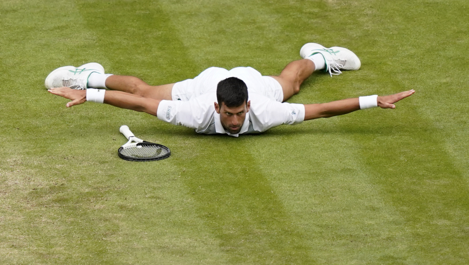 NOVAK "ZAPALIO" DRUŠTVENE MREŽE O potezu Đokovića bruji planeta (VIDEO)