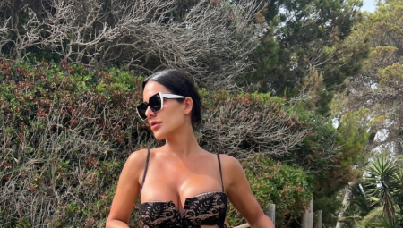 ZGODNA MARINA SAMUJE NA MORU Viskovićeva uživa na odmoru, sklonila se od gužve (FOTO)