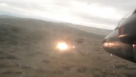 BRŽI OD ZVUKA Srpski bombarder neuhvatljiv i sa zemlje i sa neba! Dejstvuje sa visine od 7.000 metara na daljinu od 40 kilometara   (FOTO/VIDEO)