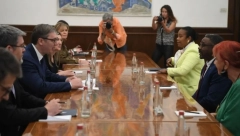 PREDSEDNIK VUČIĆ SA PREDSEDNIKOM ŽORŽOM BOM ŽEZUSOM Saradnja između Srbije i Sao Tome i Prionsipe će biti unapređena na mnogim poljima