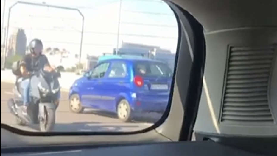 RUMUNI ZABRANJUJU BUČNA VOZILA Kazna i do 1000 evra