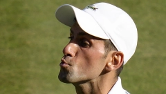 HRVAT UZ NOVAKA Reprezentativac "vatrenih" poslao poruku Đokoviću pred finale Vimbldona, Nole mu odmah odgovorio (FOTO)