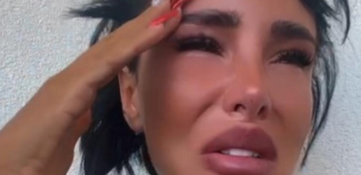LUPALA MU NA VRATA I VRIŠTALA, HAOS U CG!? Skandal u Budvi, Aleksandra pokušala da provali Peci u stan, on nije hteo da joj otvori!