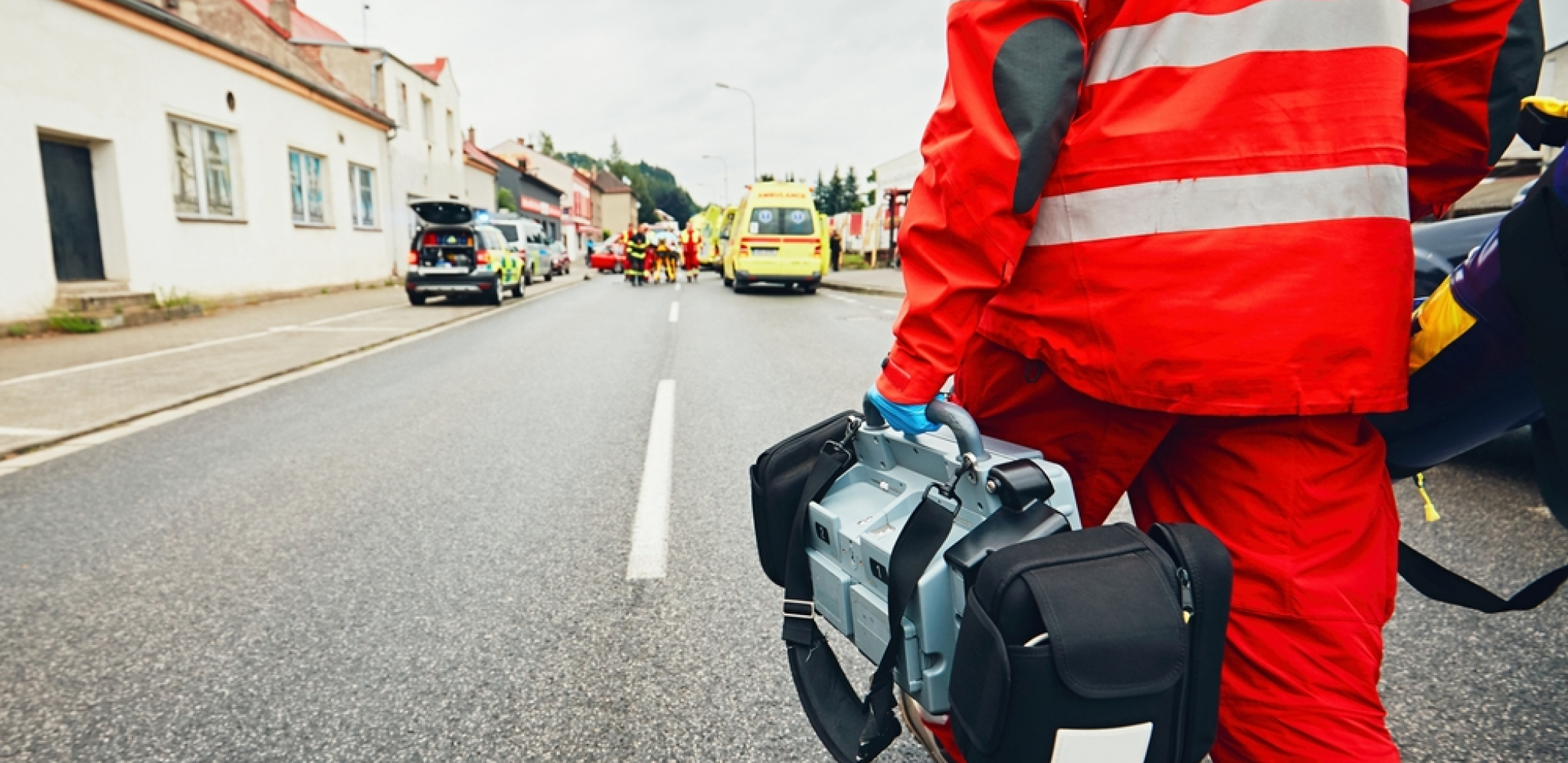 UŽAS U NASELJE BUSIJE Vozač udario pešaka, smrskao mu lobanju